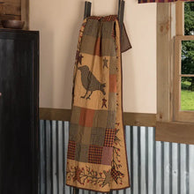 Load image into Gallery viewer, Heritage Farms Applique Crow & Star Quilted Throw 50 X 60