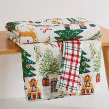 Load image into Gallery viewer, Nutcracker Quilted Throw