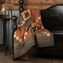 Load image into Gallery viewer, Maisie Quilted Throw 60x50