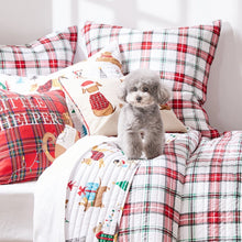 Load image into Gallery viewer, Jingle Paws Quilt Set Full/Queen