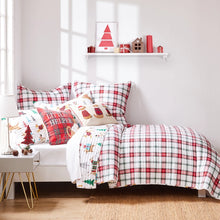 Load image into Gallery viewer, Jingle Paws Quilt Set Full/Queen
